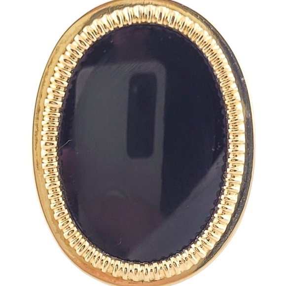 14K Yellow Gold Oval Onyx Ring Size 7.75 #16162 - Picture 1 of 7